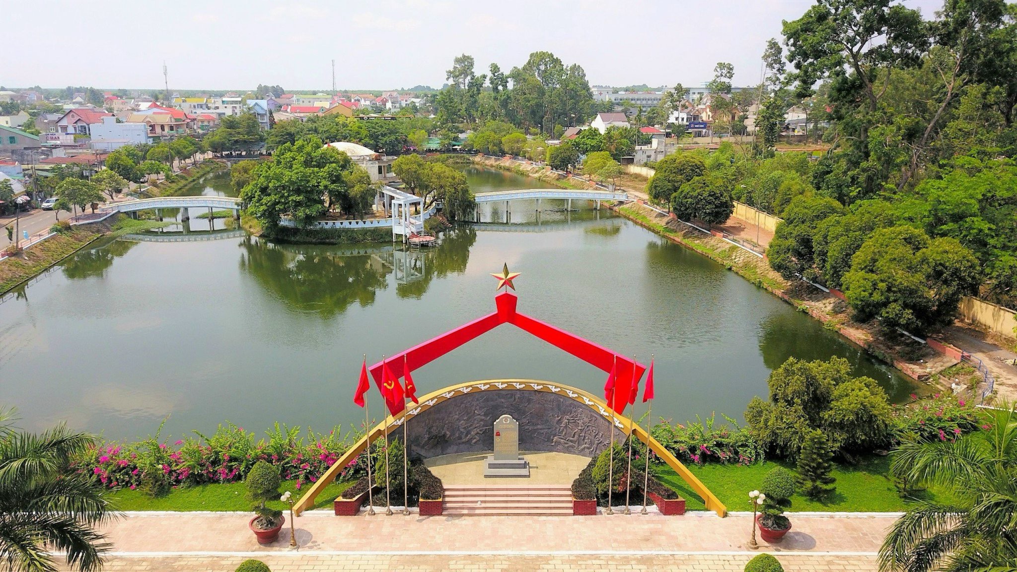 Bia chiến thắng yếu khu quân sự Trảng Bom