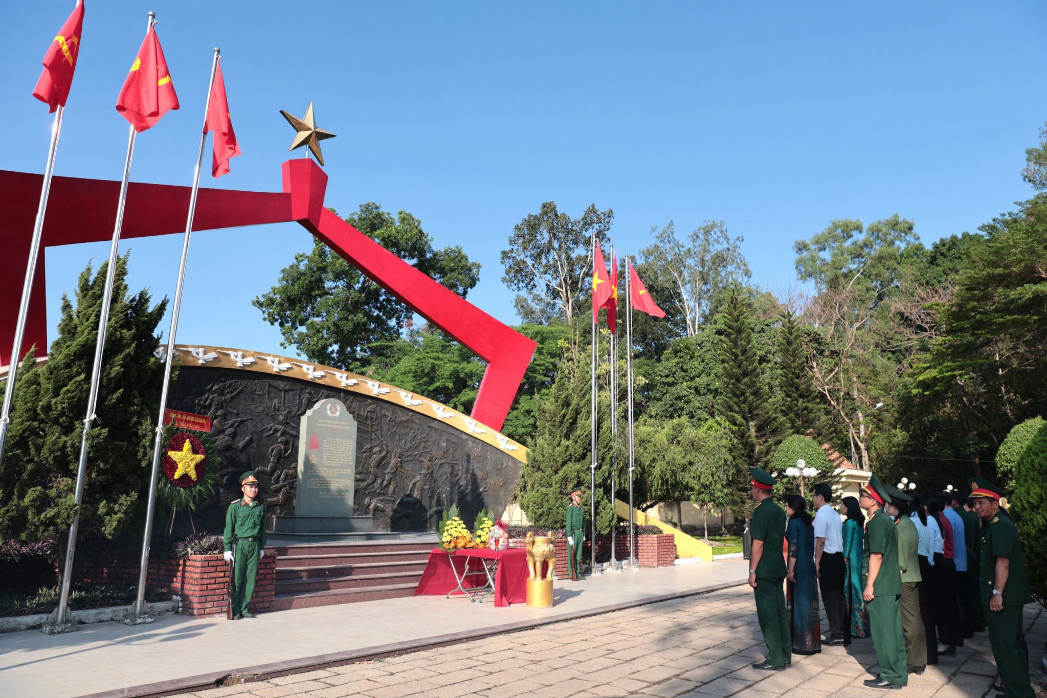 Bia chiến thắng yếu khu quân sự Trảng Bom